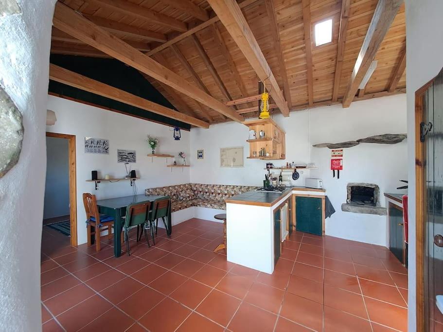 Casita - Your Home In Flores Lajes das Flores المظهر الخارجي الصورة